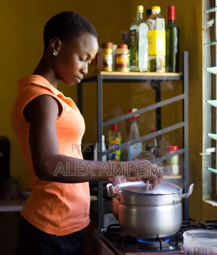 Female Cook Needed