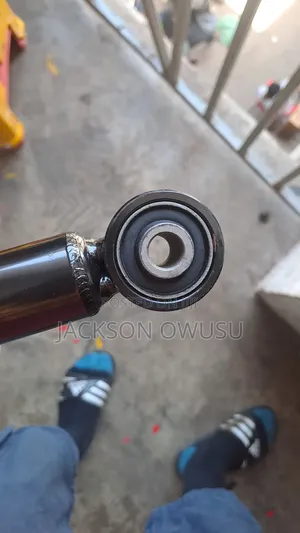 Chevrolet Cruze 2013-15 Back Shocks