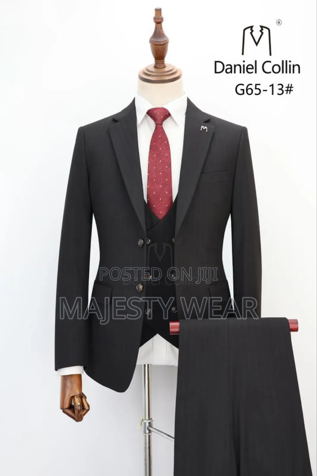 Best Selling Luxurious Suit