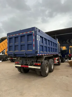 Sino Trucks for Sale 25 Cubic and 20 Cubic