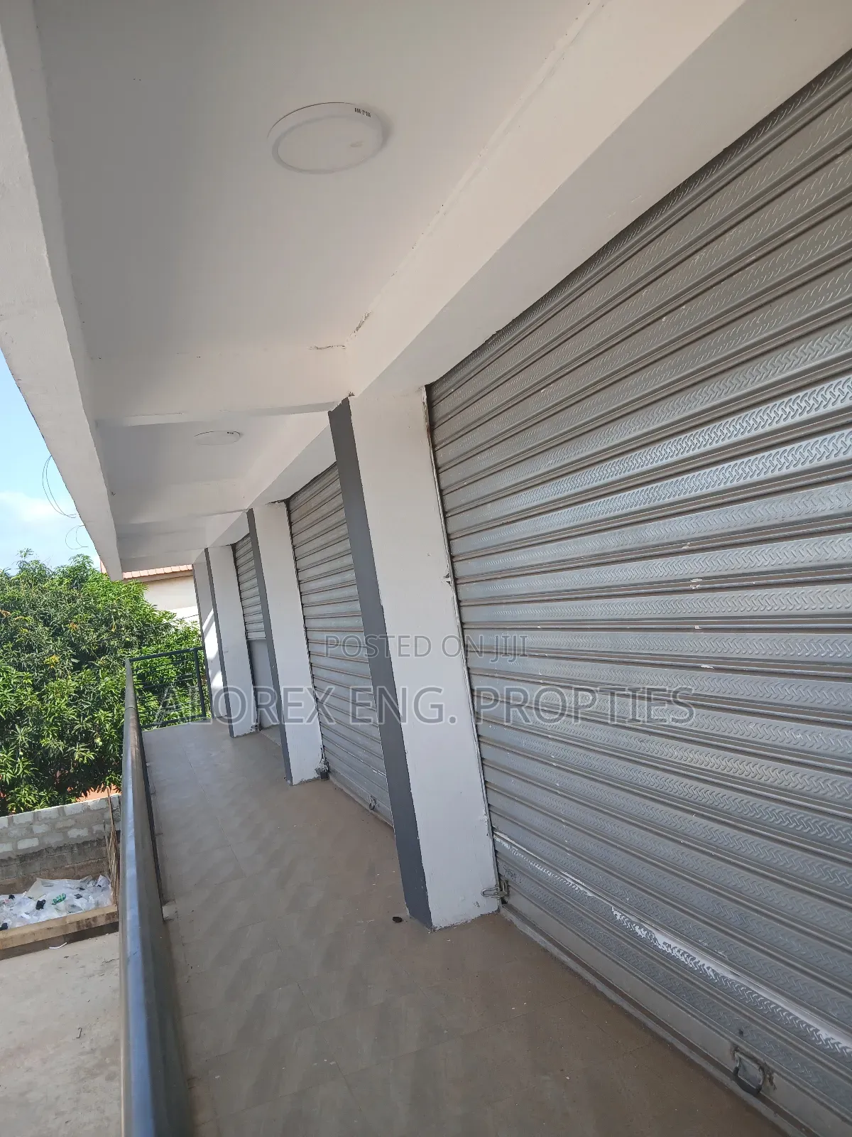 Shop for Rent at Oyarifa