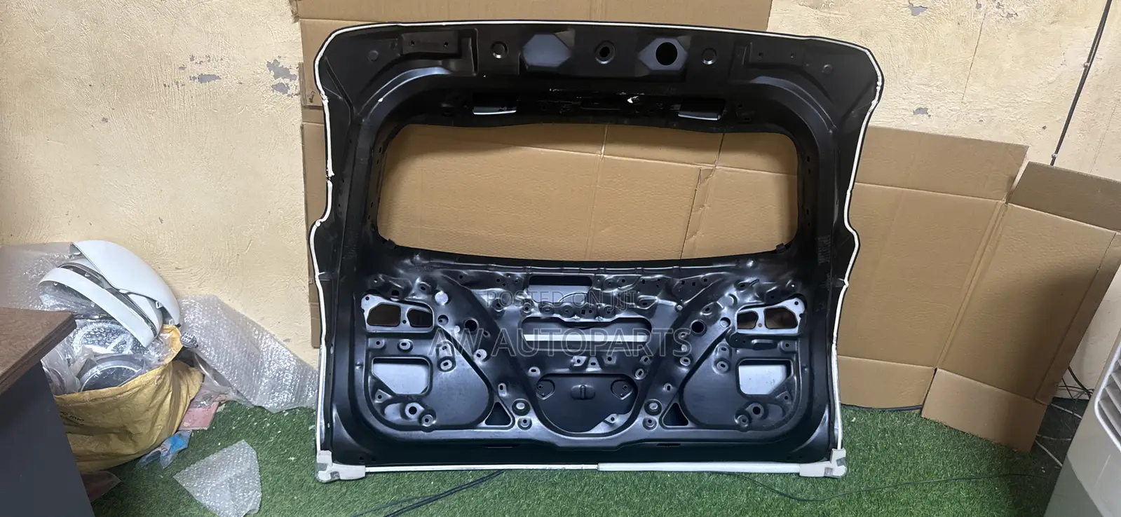 2021-2025 Toyota Cross Tailgate