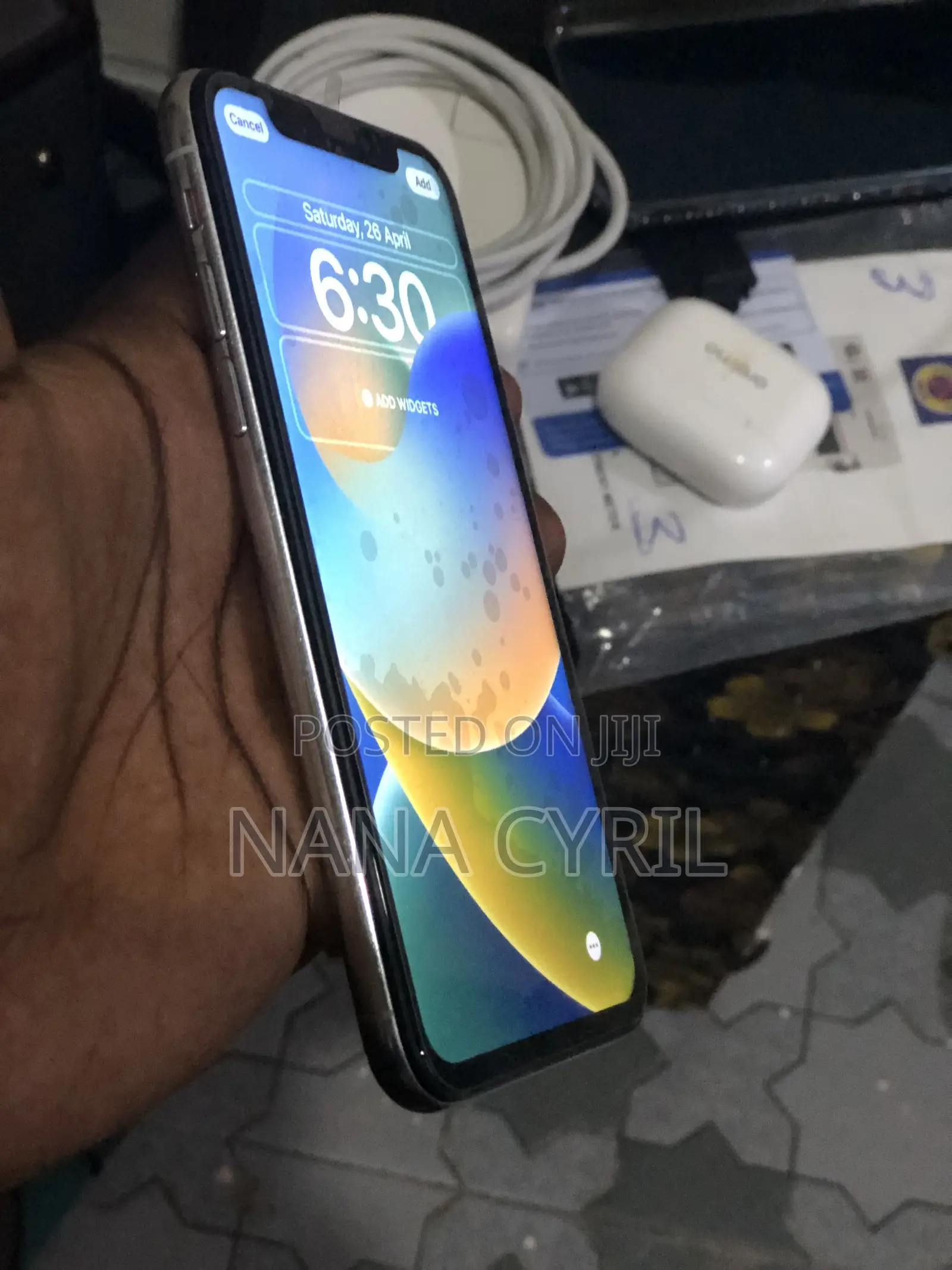 Apple iPhone X 64 GB White