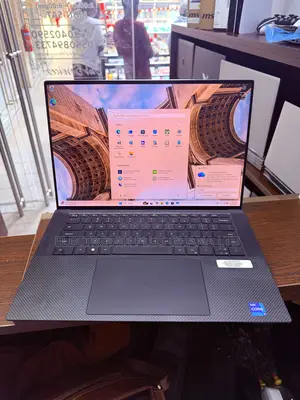 Laptop Dell Precision 5570 32GB Intel Core i7 SSD 2T