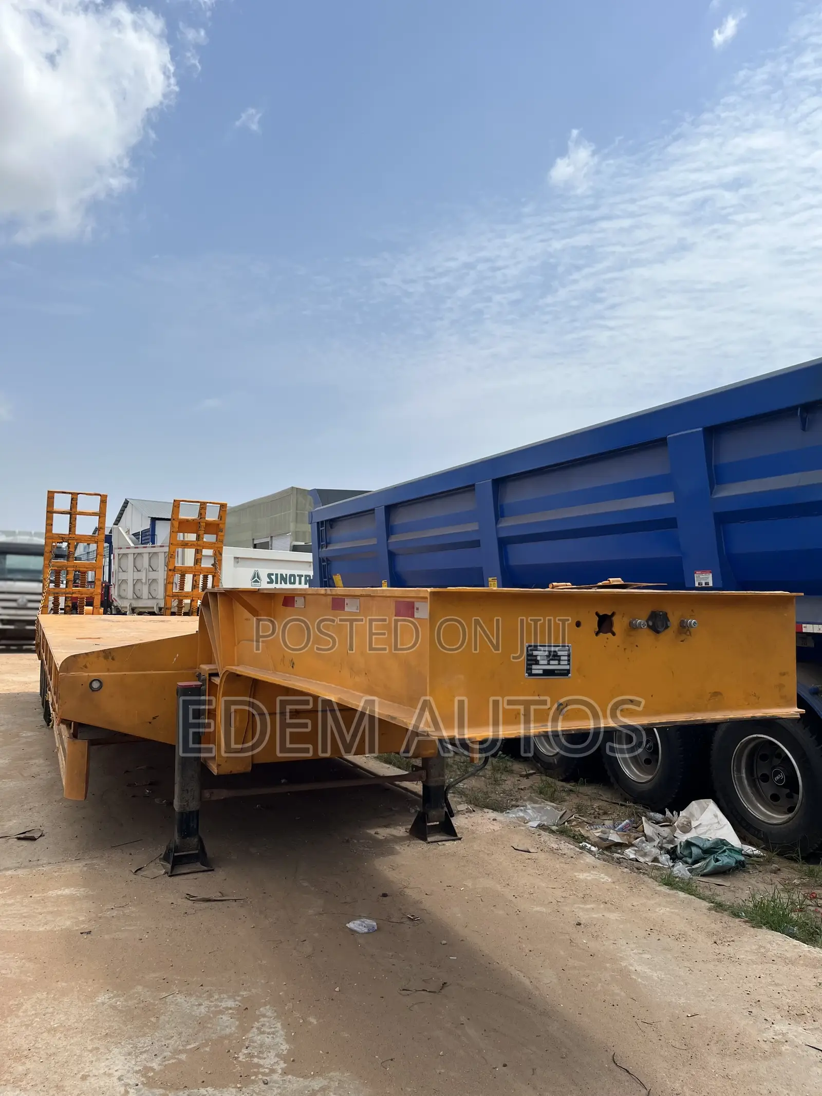A Brand-New 3-Axle Lowbed(Jost)
