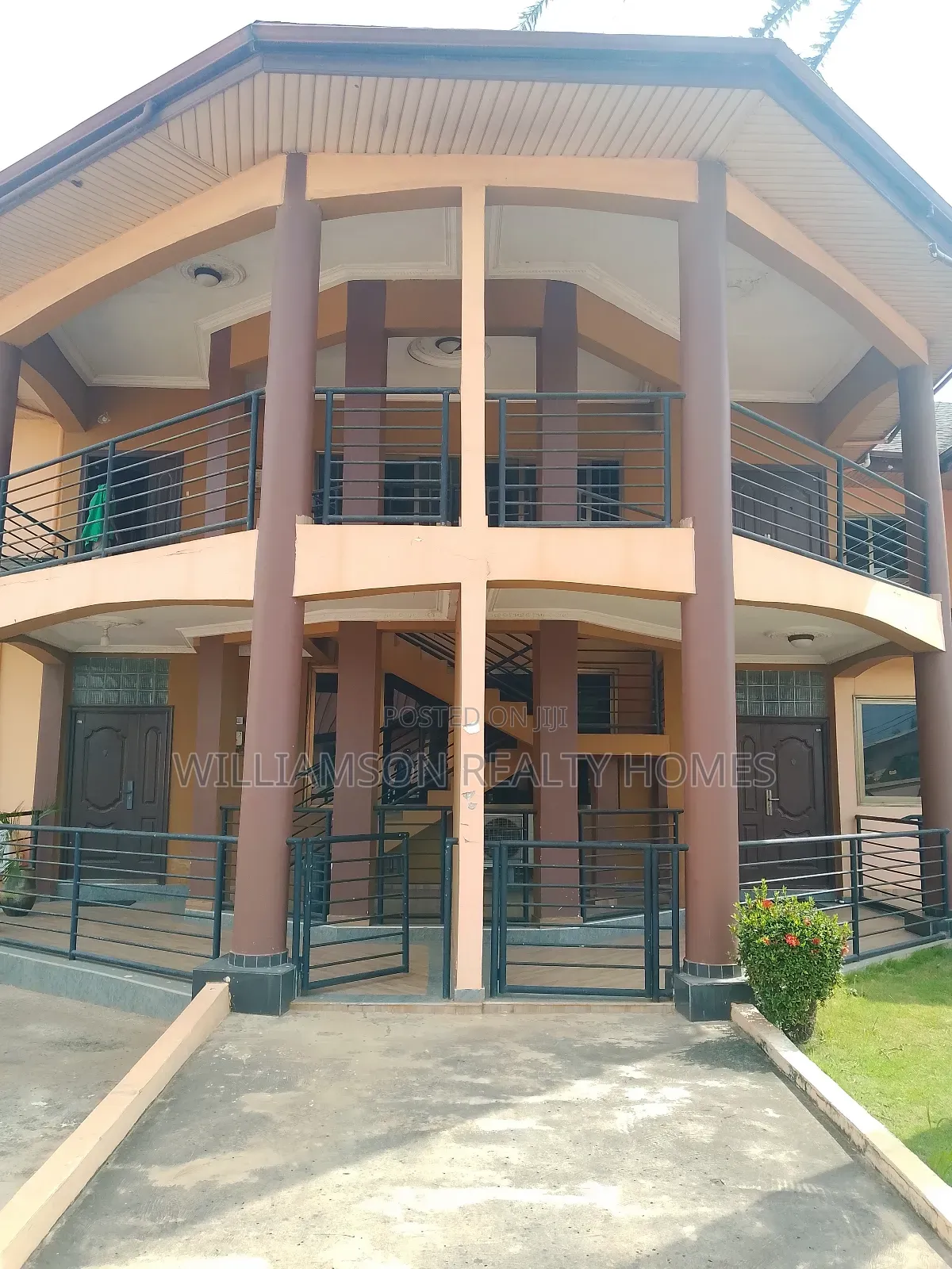 3bdrm Apartment in Community 18 Area, for rent