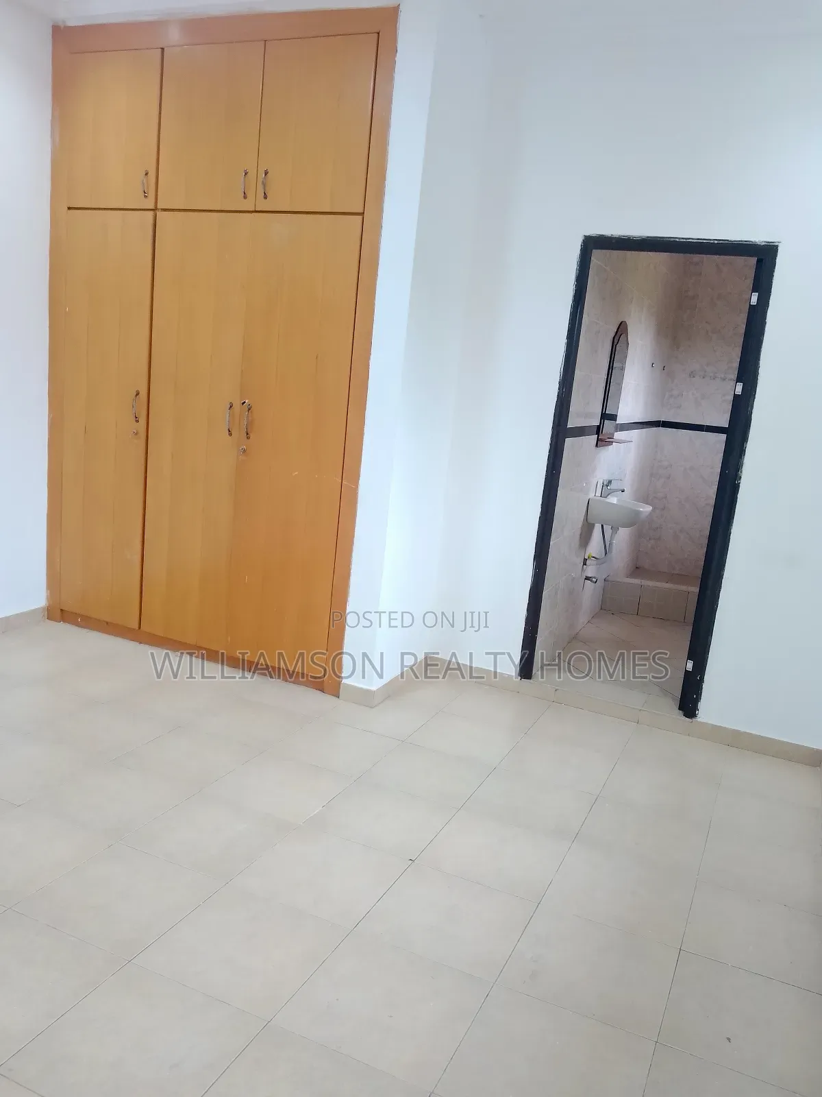 3bdrm Apartment in Community 18 Area, for rent