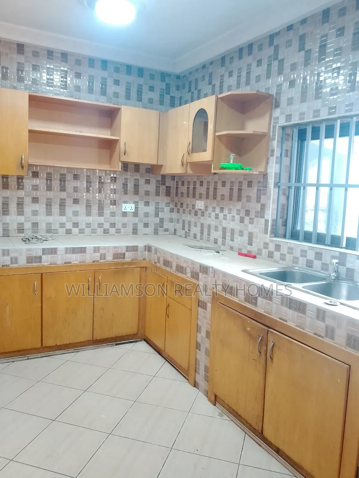 3bdrm Apartment in Community 18 Area, for rent