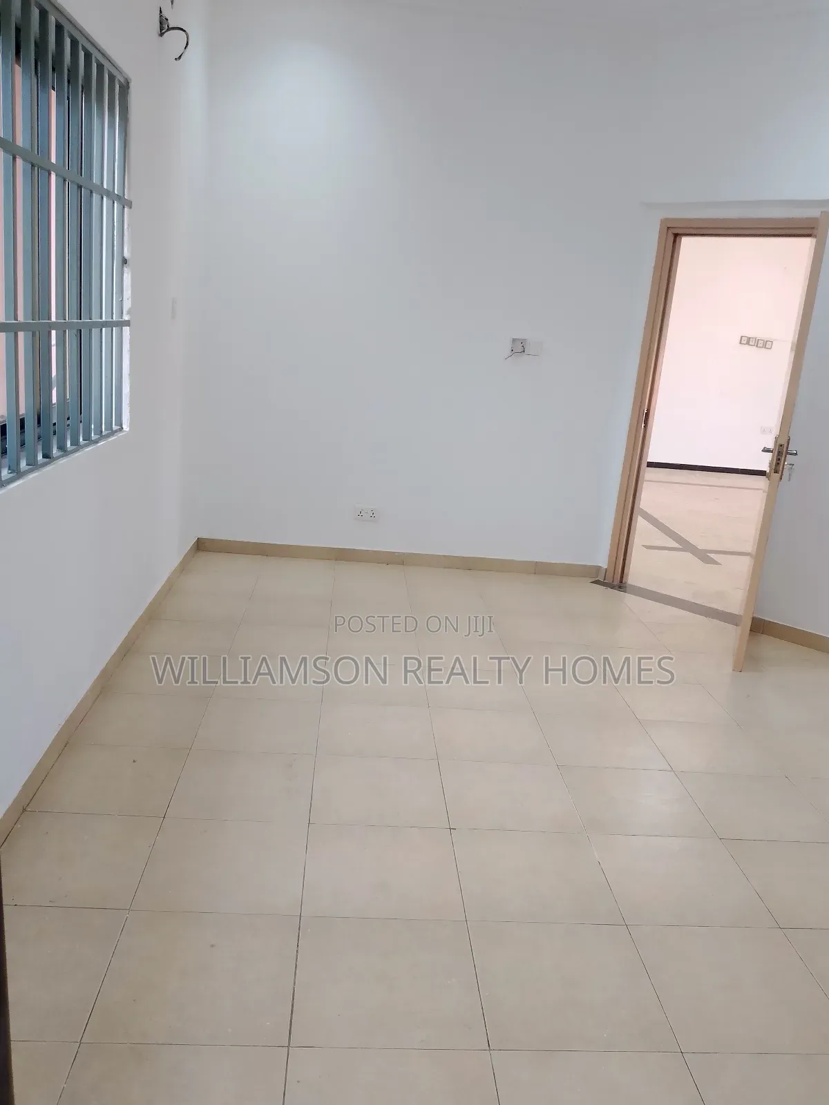 3bdrm Apartment in Community 18 Area, for rent