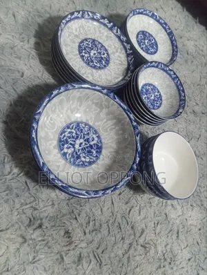 26 Pieces Ceramic Plates