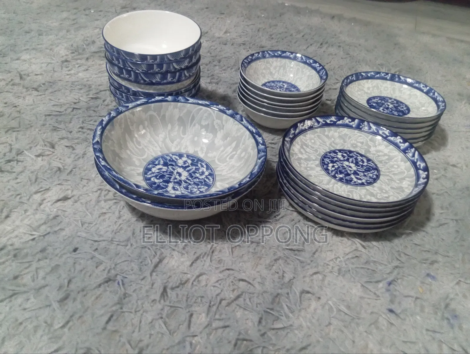 26 Pieces Ceramic Plates