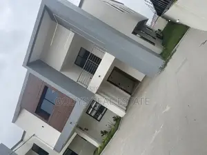 5bdrm Duplex in Westhills, Weija for sale