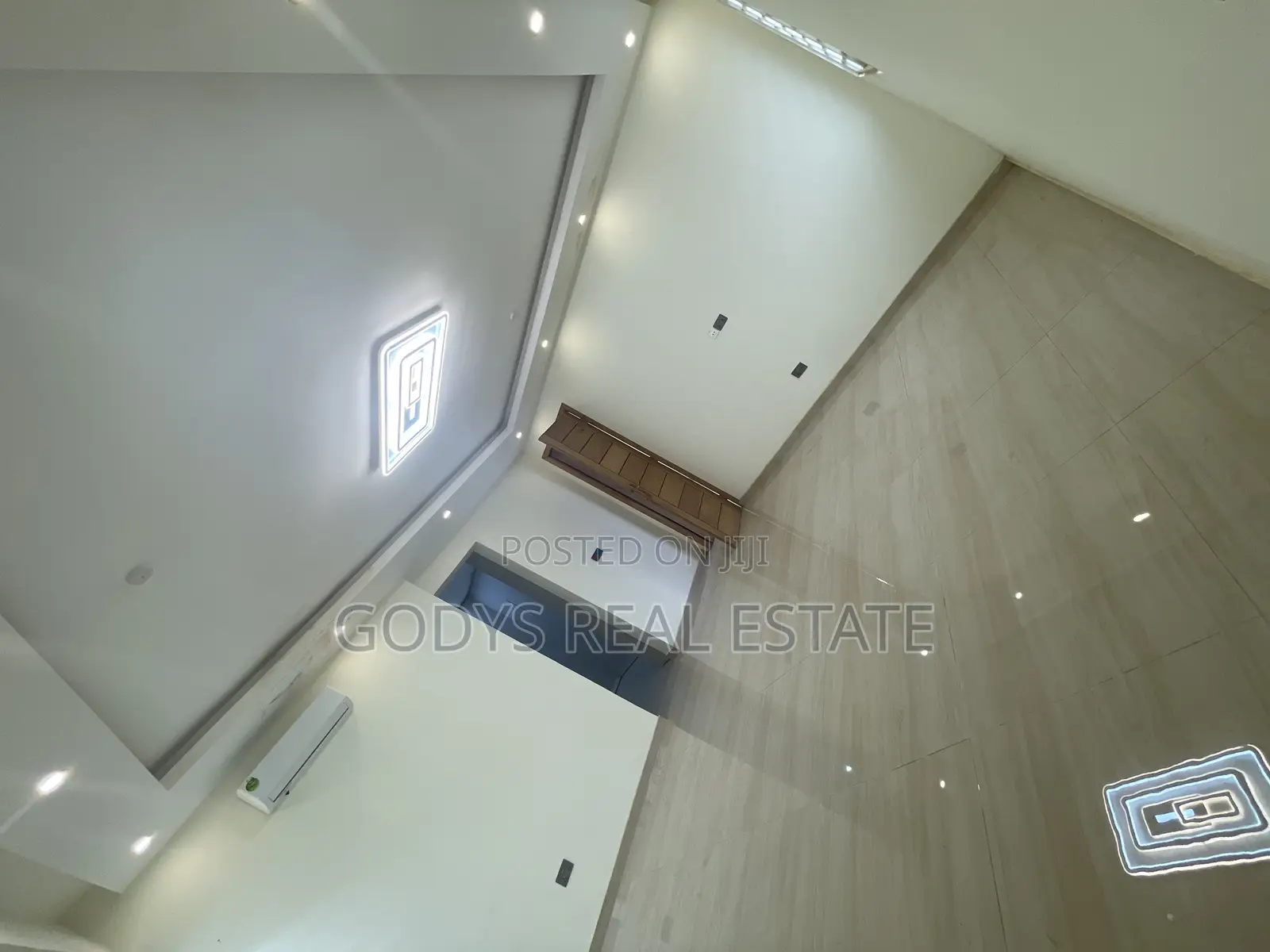 5bdrm Duplex in Westhills, Weija for sale