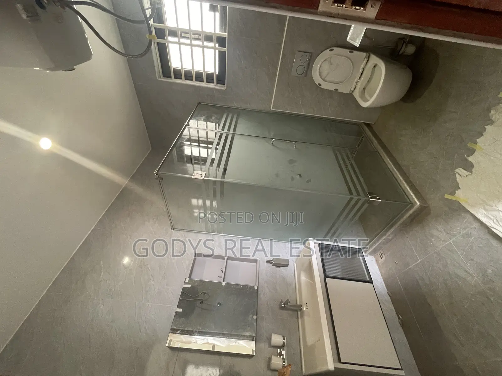 5bdrm Duplex in Westhills, Weija for sale
