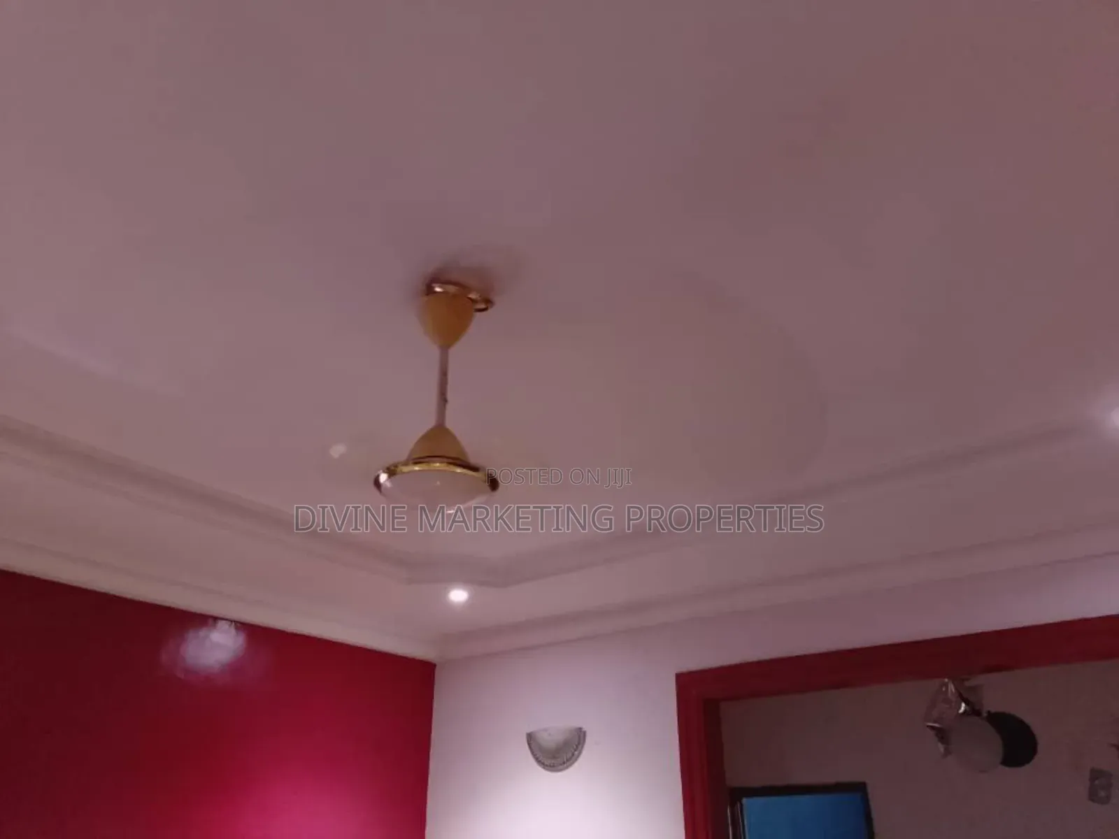 3bdrm House in Owusu Ansah, Oyarifa for sale