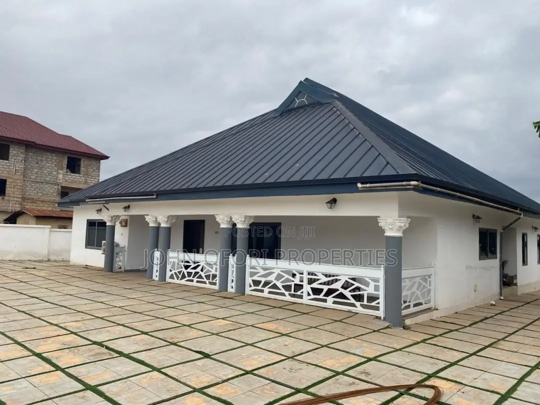 2bdrm Apartment in Ayeduase K, 5, Kumasi Metropolitan for rent