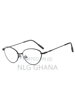 Fashion Oval Small Frame Glasses Anti-Blue Light. Tvx27904