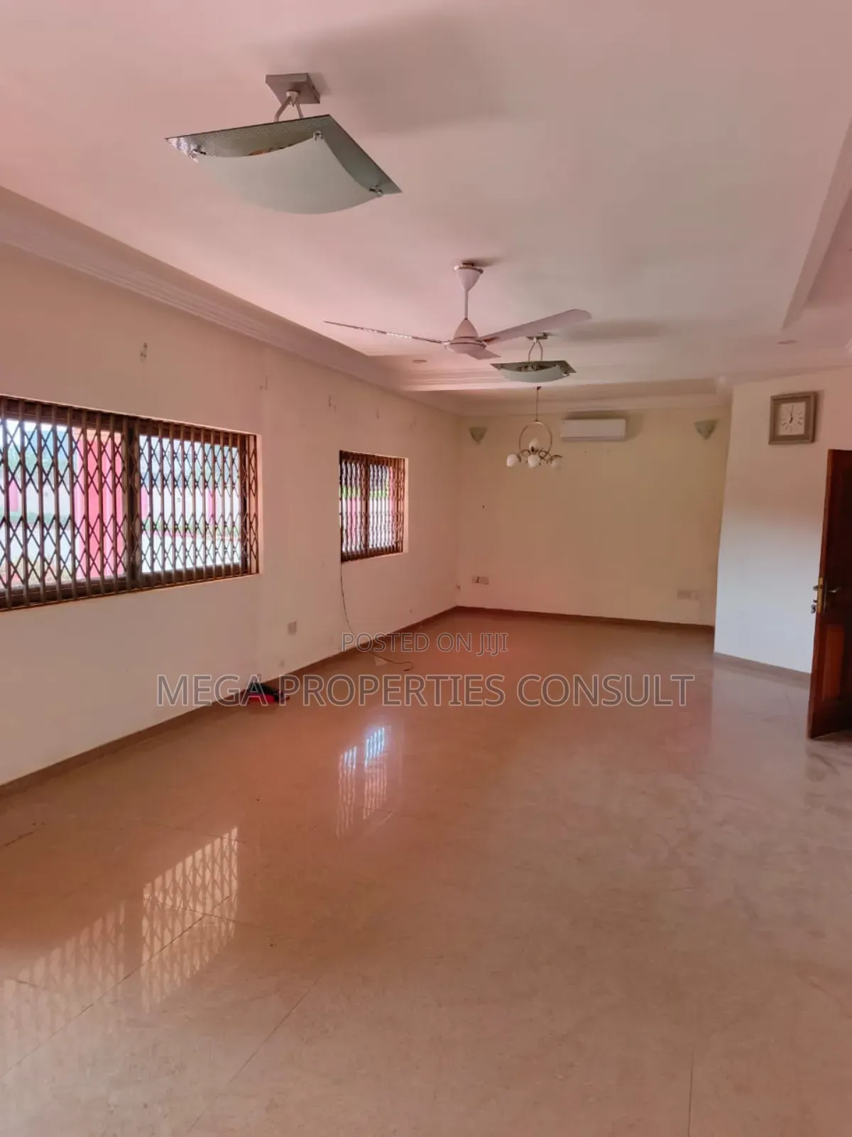 6bdrm House in Ofankor for sale