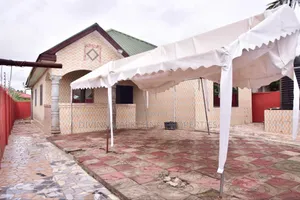 3bdrm House in Opeikuma Amelia Down, Kasoa for sale