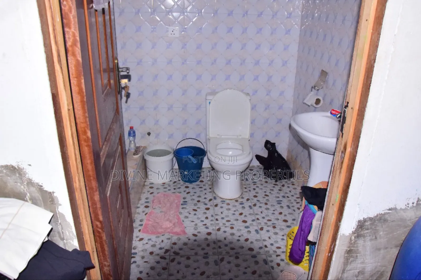 3bdrm House in Opeikuma Amelia Down, Kasoa for sale