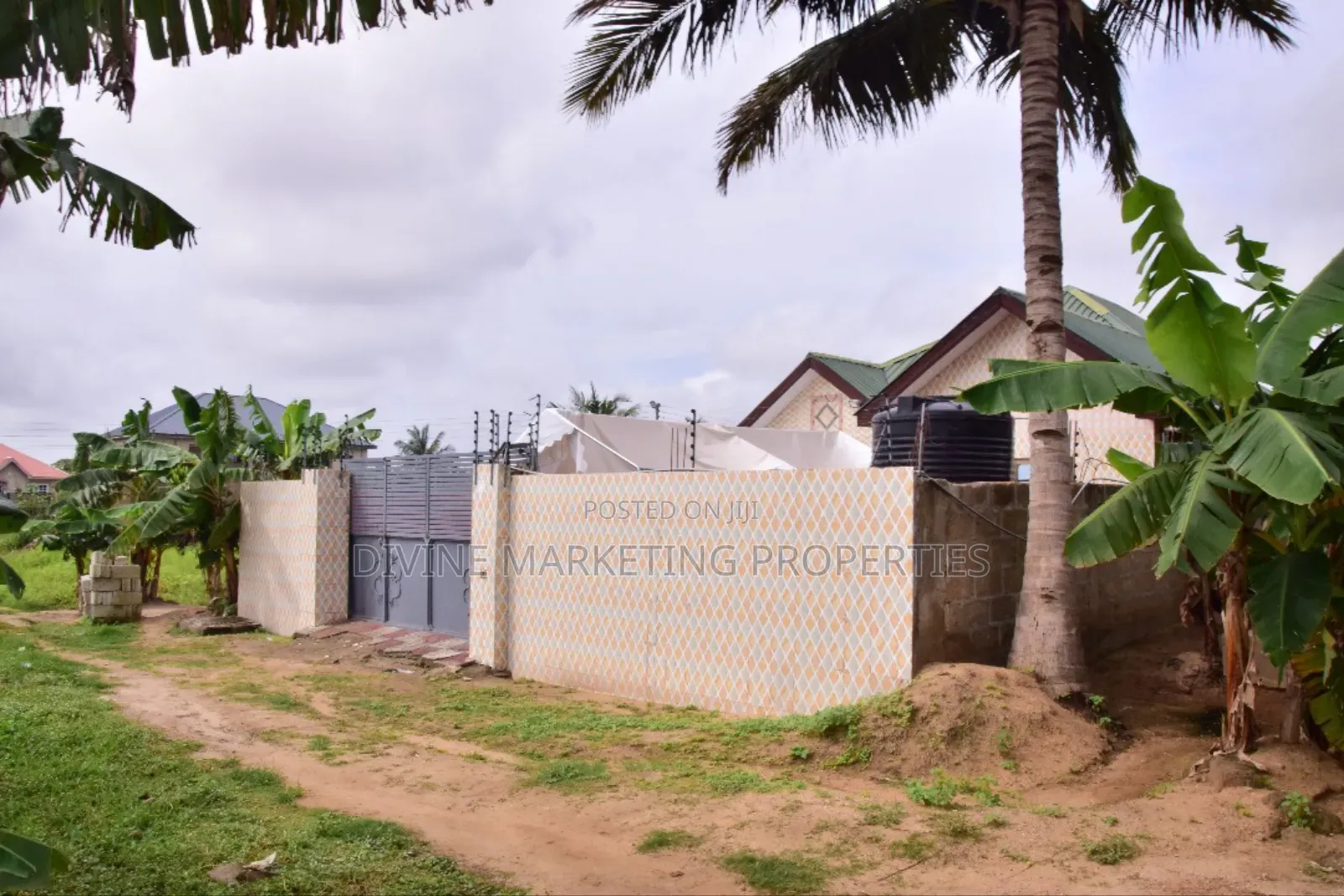3bdrm House in Opeikuma Amelia Down, Kasoa for sale