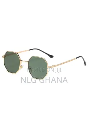 Driving Sunglasses Ultra-Light Fashion Glasses Metal Legs. Tvx8871