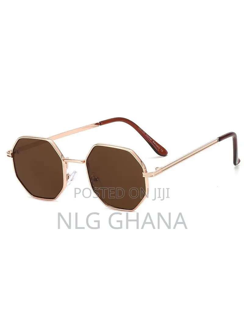 Driving Sunglasses Ultra-Light Fashion Glasses Metal Legs. Tvx8871