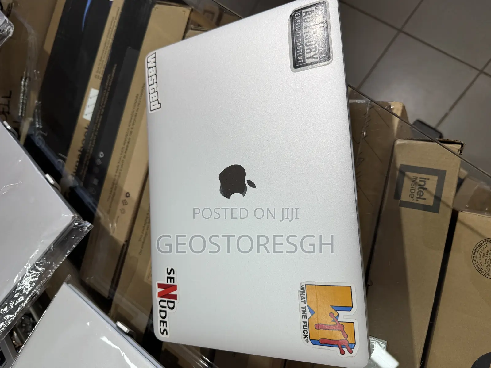 New Laptop Apple MacBook Pro 2019 8GB Intel Core i5 SSD 256GB