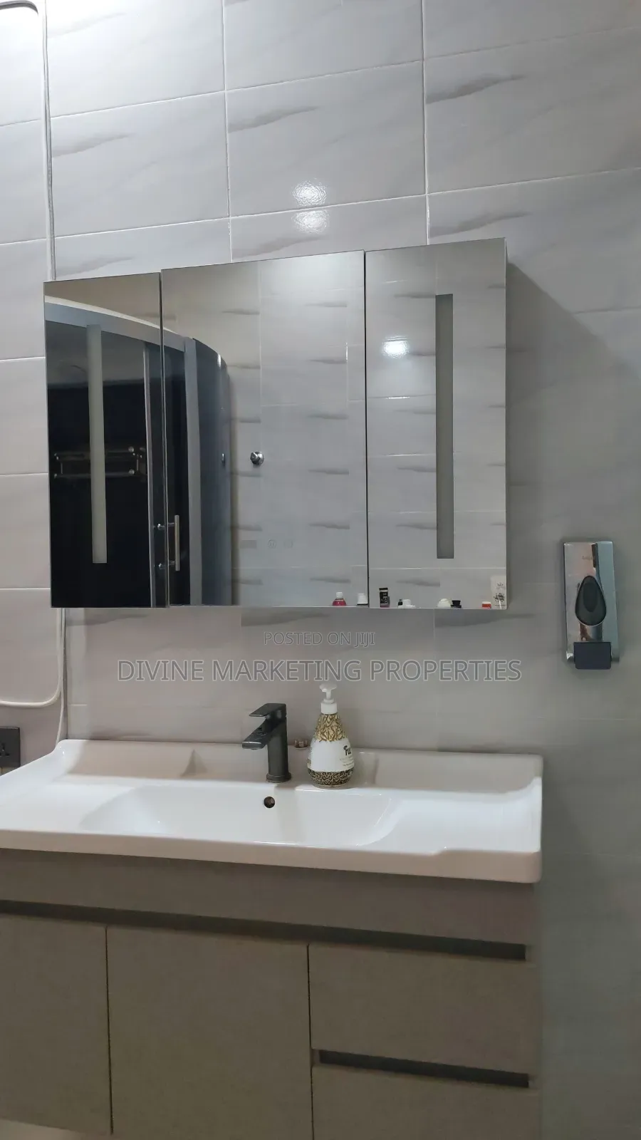 Furnished 5bdrm House in New Bortianor, West Hills Mall Area for sale