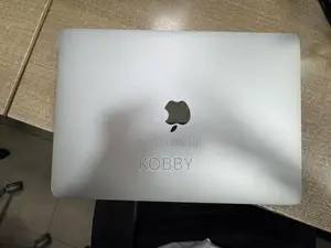Laptop Apple MacBook Pro 2018 16GB Intel Core i7 SSD 512GB