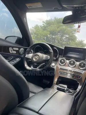 Mercedes Benz C300