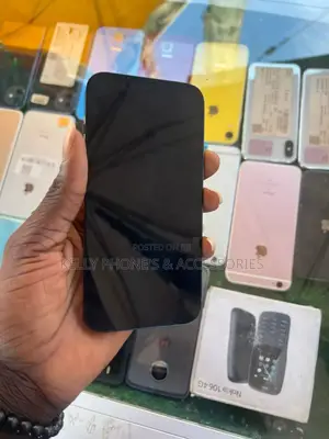 Apple iPhone 13 256 GB Black