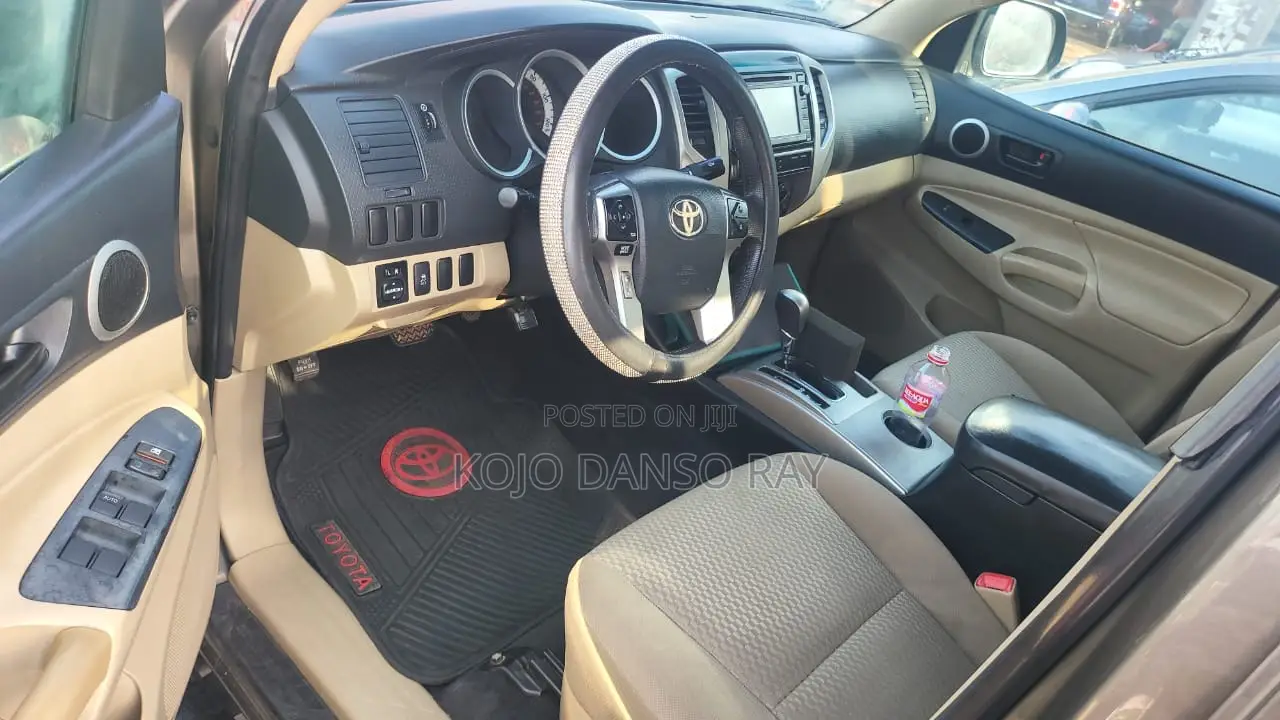 Toyota Tacoma 4dr Double Cab 5.0 ft. SB (2.7L 4cyl 4A) 2014 Gray