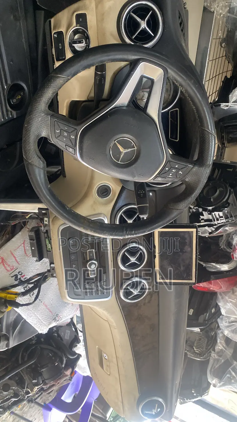 Mercedes Benz Cla Dashboard