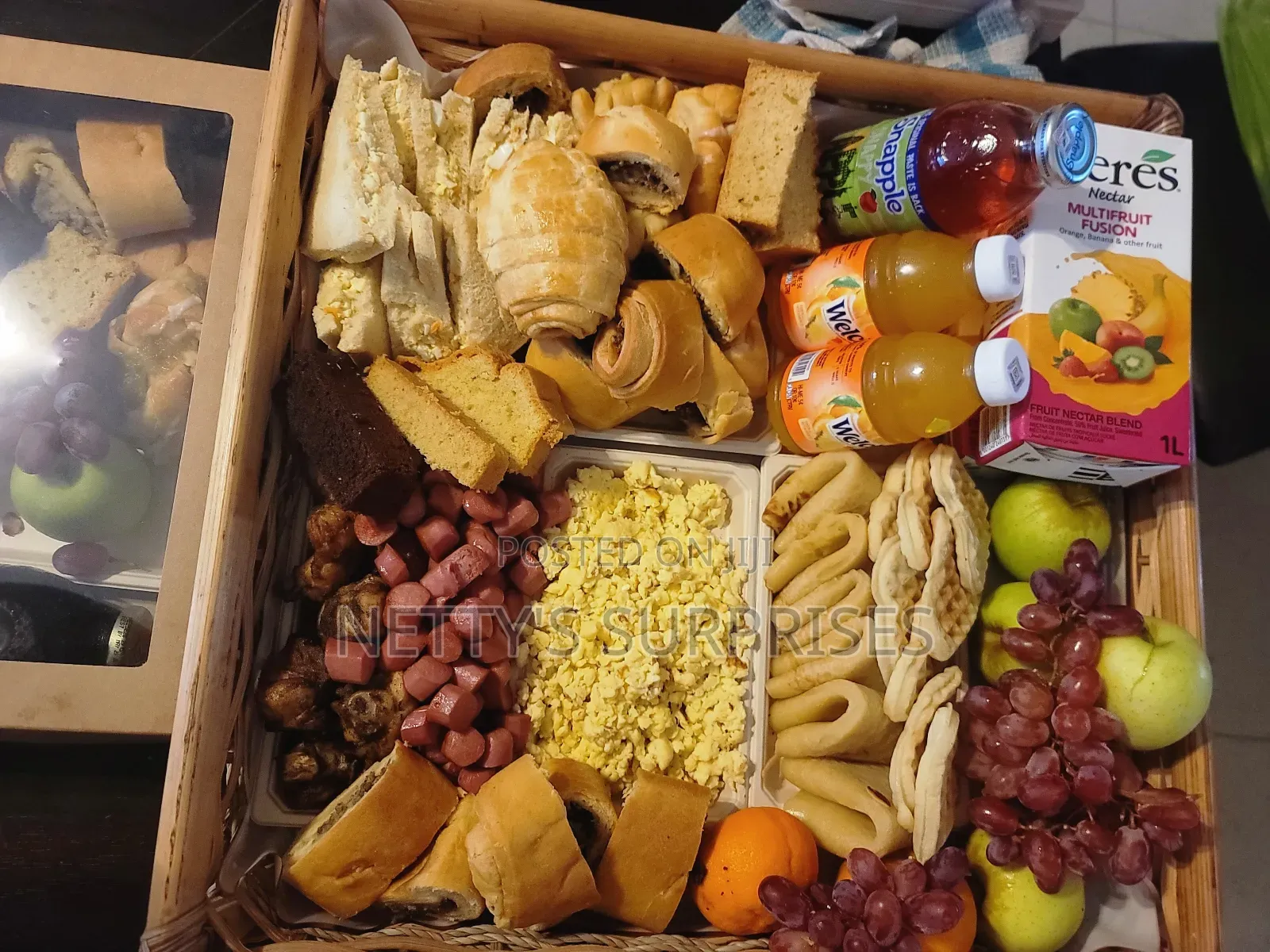 Food Baskets/ Breakfast Baskets/ Lunch Packs