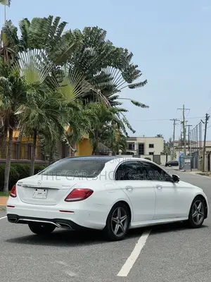 Mercedes-Benz E300 2018 White