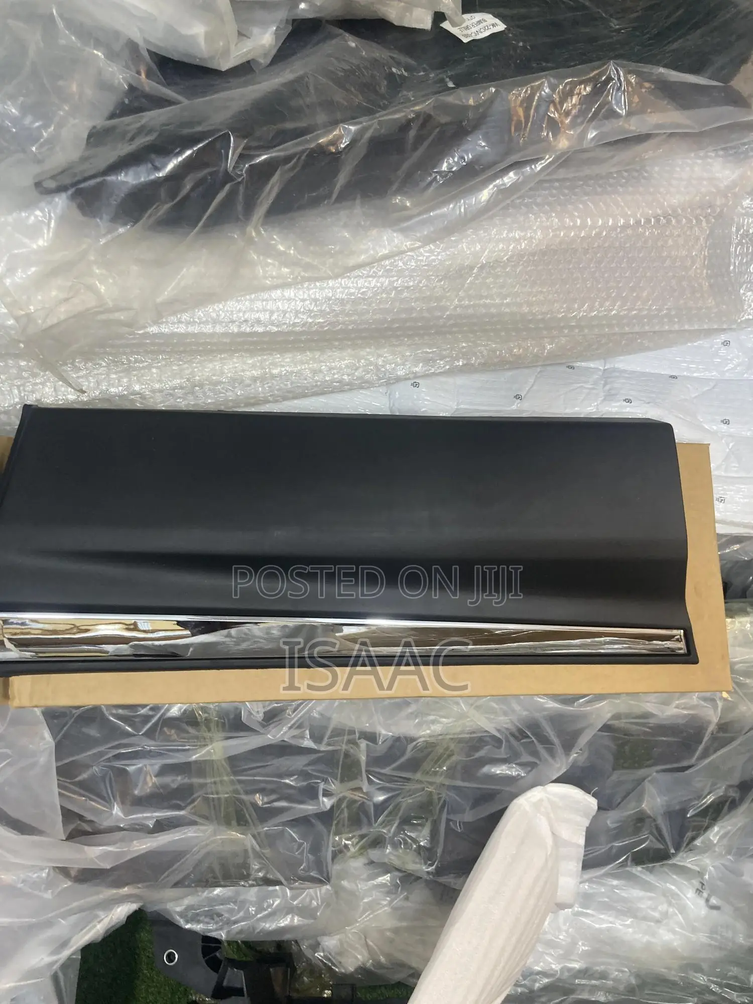 CRV 2017-2022 Back Door Moulding