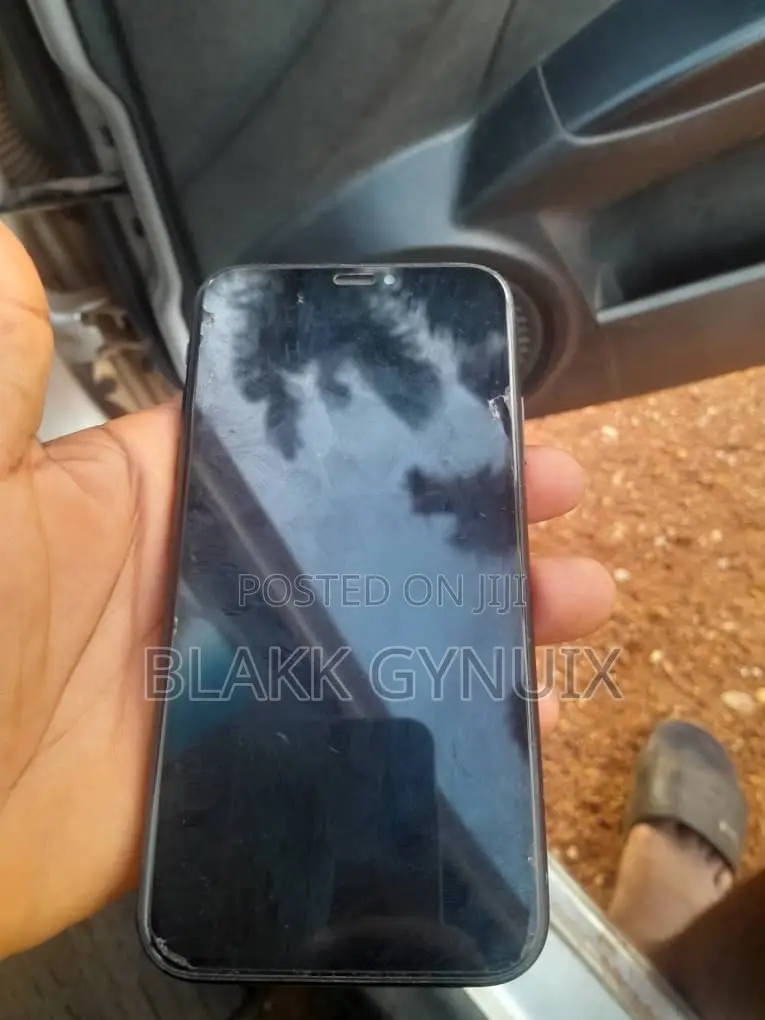 Apple iPhone XR 64 GB Black