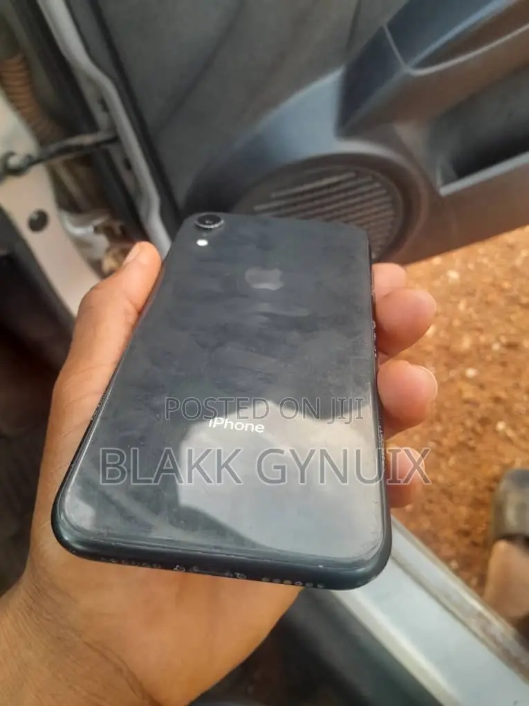 Apple iPhone XR 64 GB Black