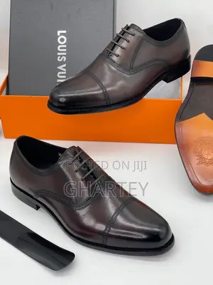 Louis Vuitton Executive Oxford – Timeless Elegance in Burnished Brown