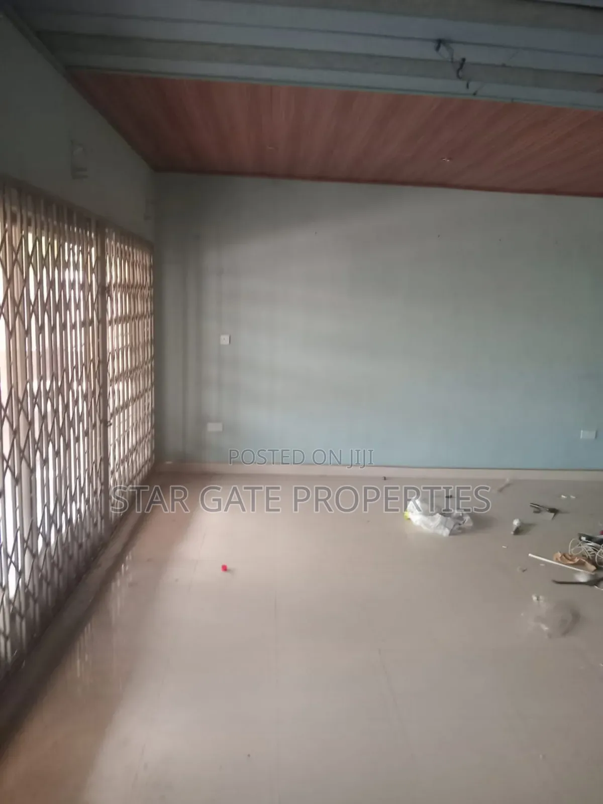 5bdrm House in Kentinkrono, Kumasi Metropolitan for sale