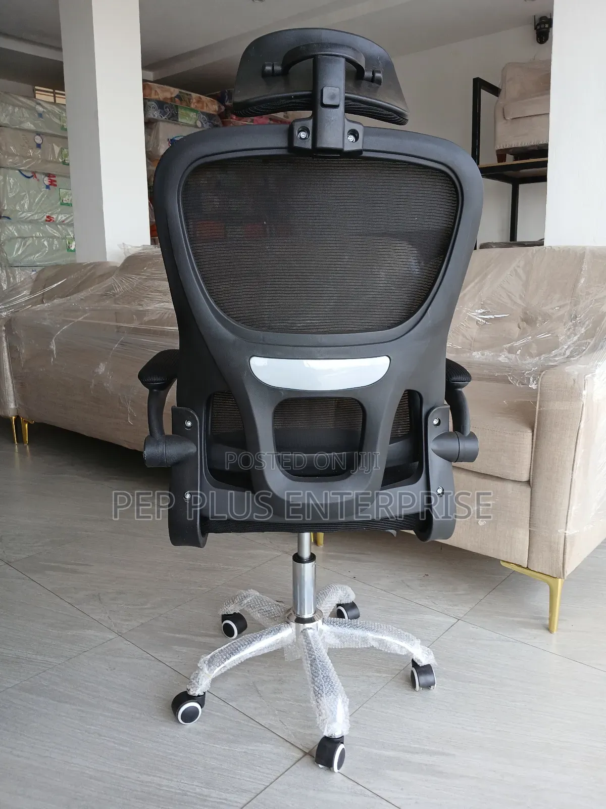 Swivel Office Chair With Headrest