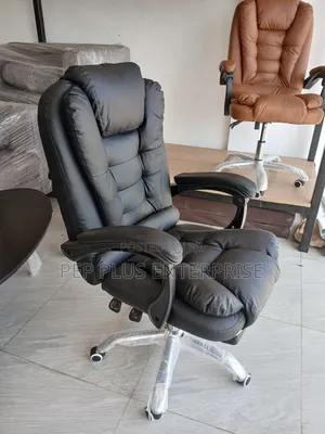 Swivel Office Chair With Legrest