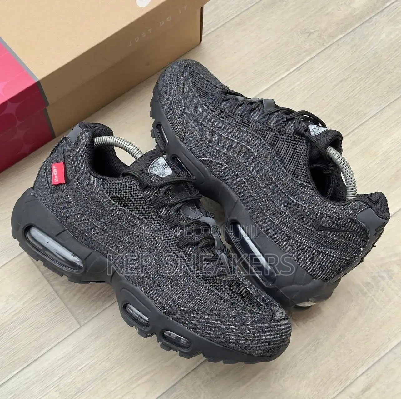 Nike Air Max 95 X Levi's
