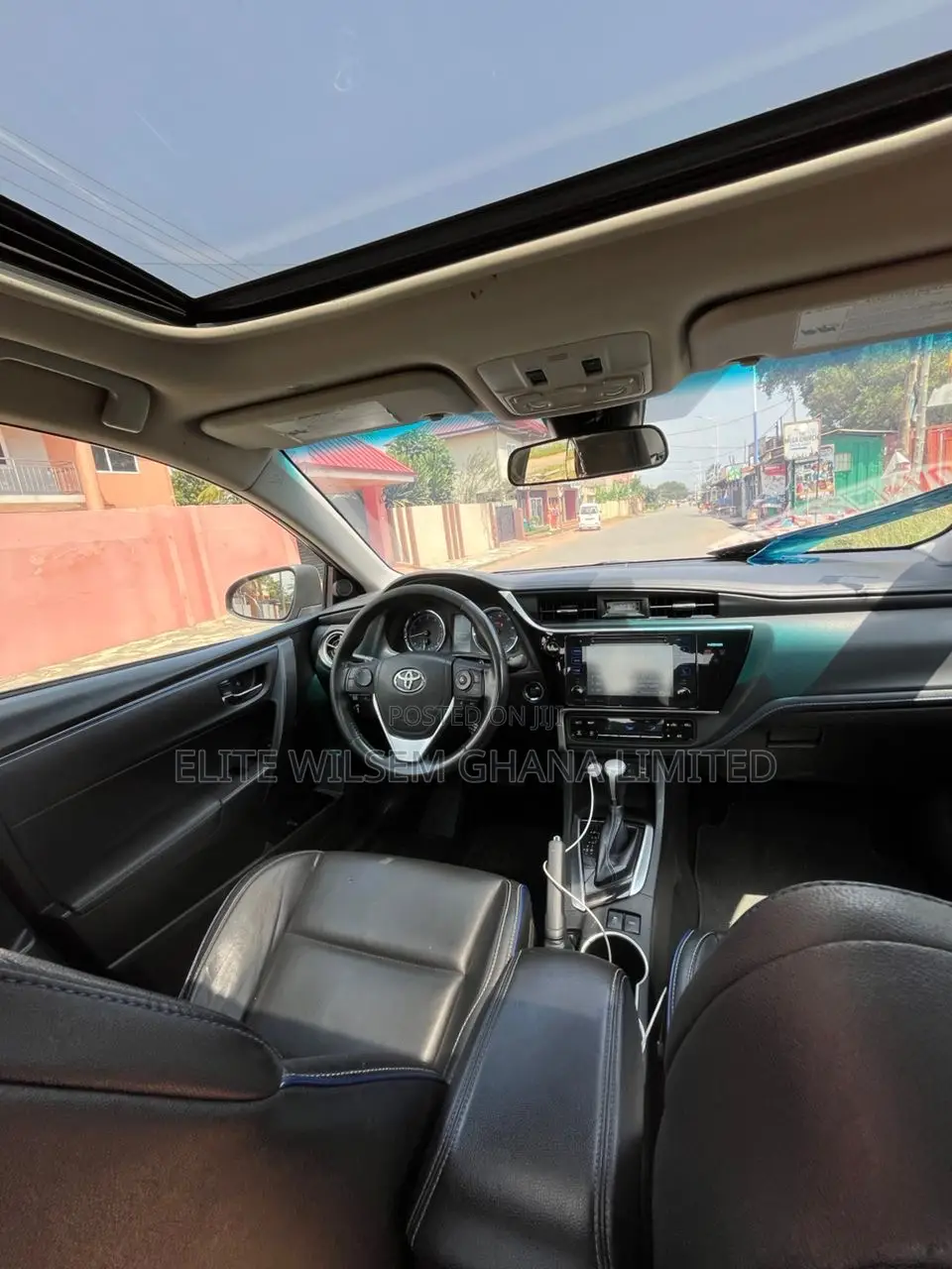 Toyota Corolla SE 4dr Sedan (1.8L 4cyl CVT) 2017 Black