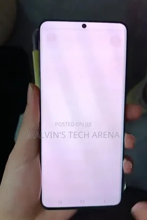 Samsung S20 Plus Screen