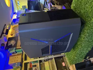 Dell Alienware Aurora R12 32GB Intel Core I7 SSHD (Hybrid) 512GB