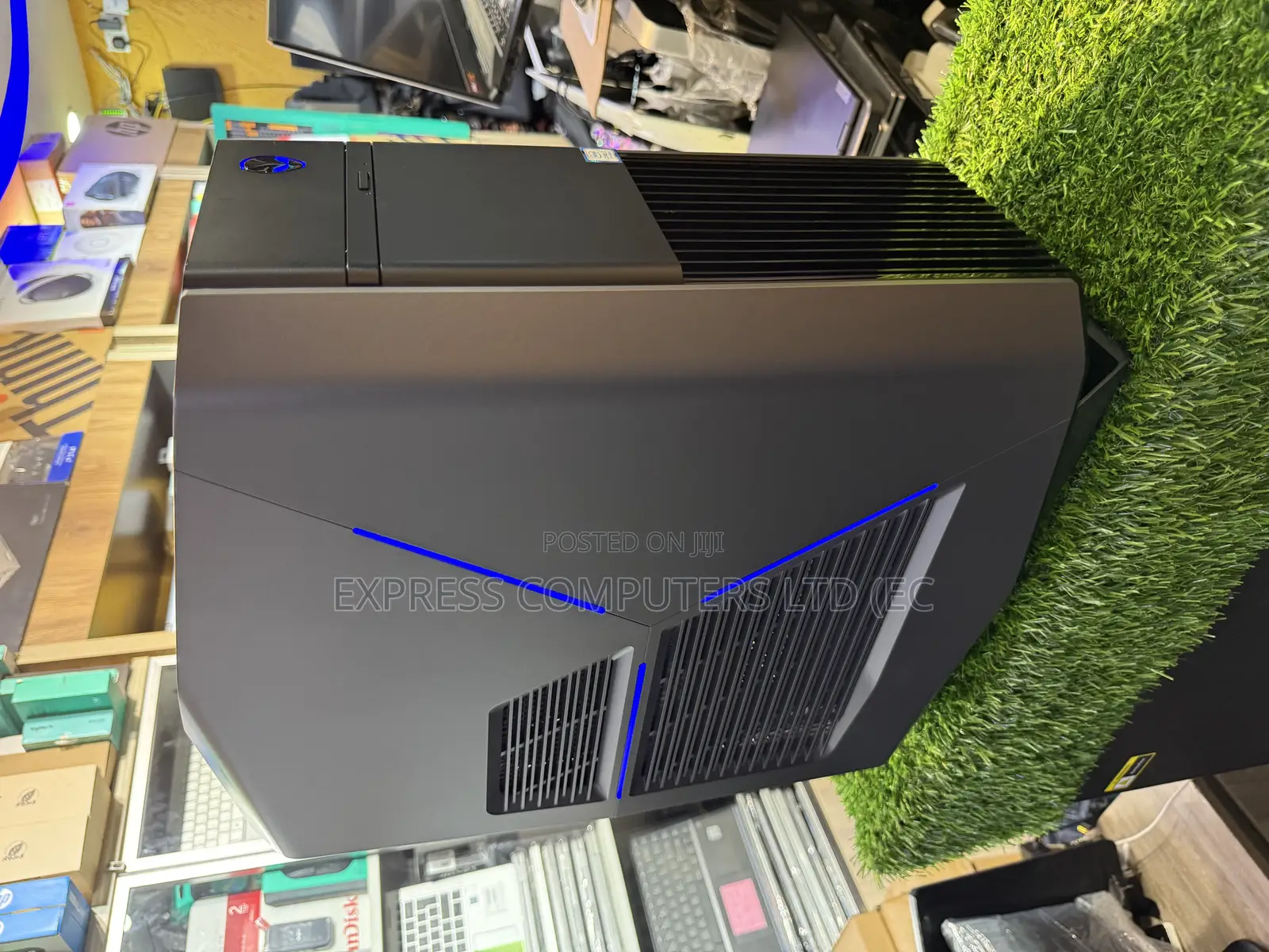 Dell Alienware Aurora R12 32GB Intel Core I7 SSHD (Hybrid) 512GB