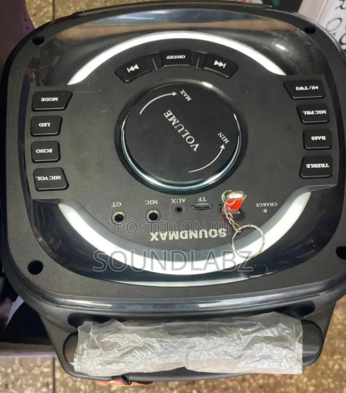 Soundmax Sm-ps4204 Portable Music System.
