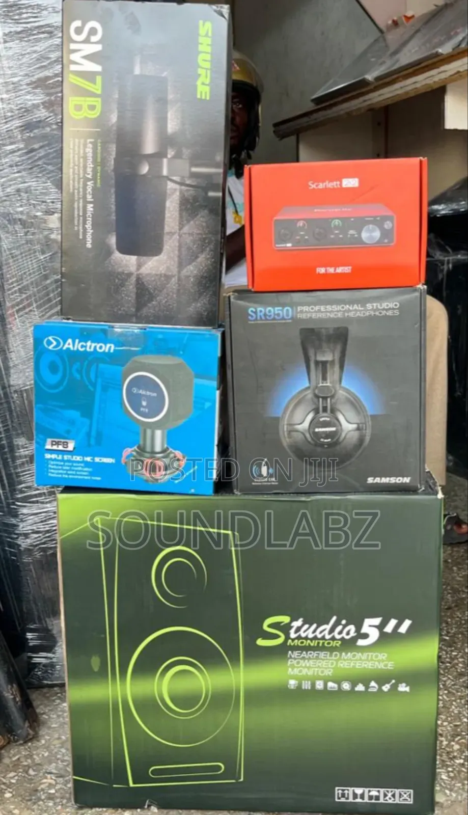 Perfect Podcast Or Studio Professional Setup